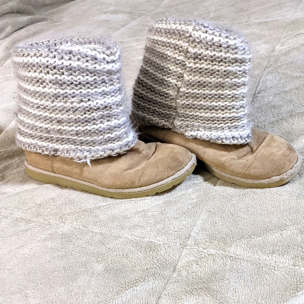 Girls boots size 1